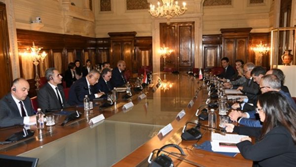 وزير داخلية إيطاليا يشيد بالجهود البارزة لأجهزة الأمن المصرية

