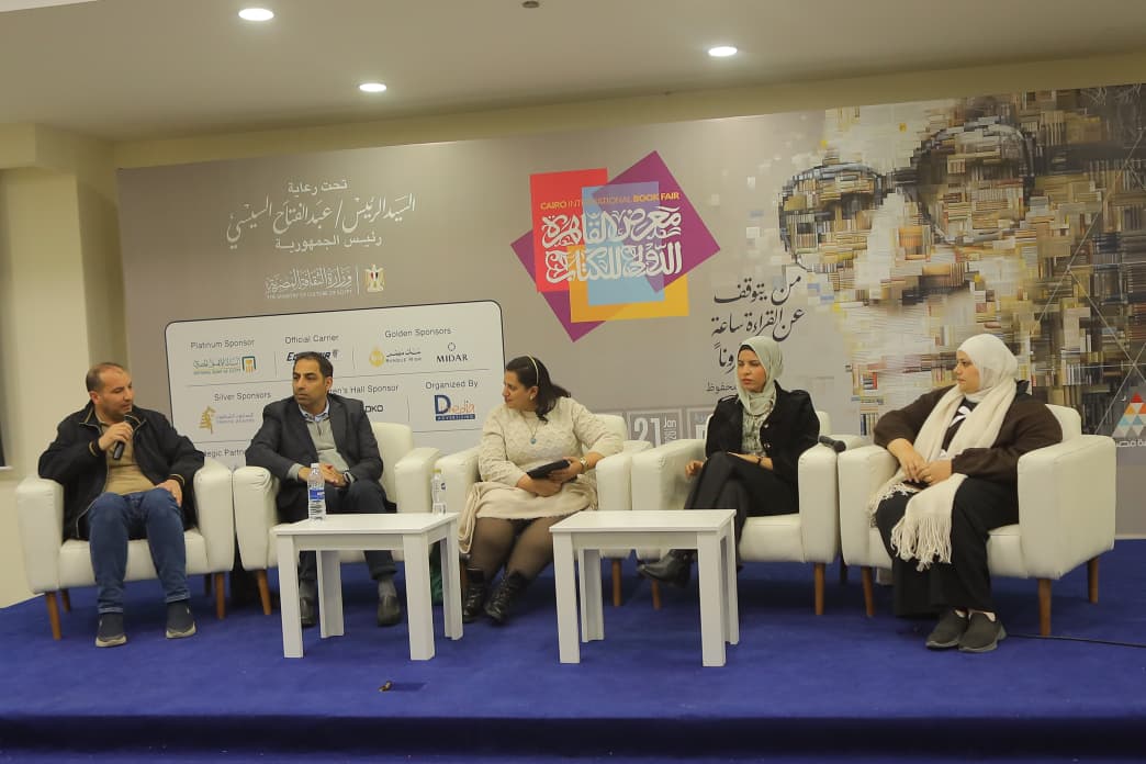 روائيون شباب: شخصيات نجيب نحفوظ «تكاد تتحرك على الورق»

