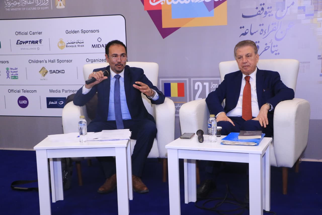 شوقي بزيع يشتبك مع التراث ويستعيد الطفولة باللغة من ندوة 