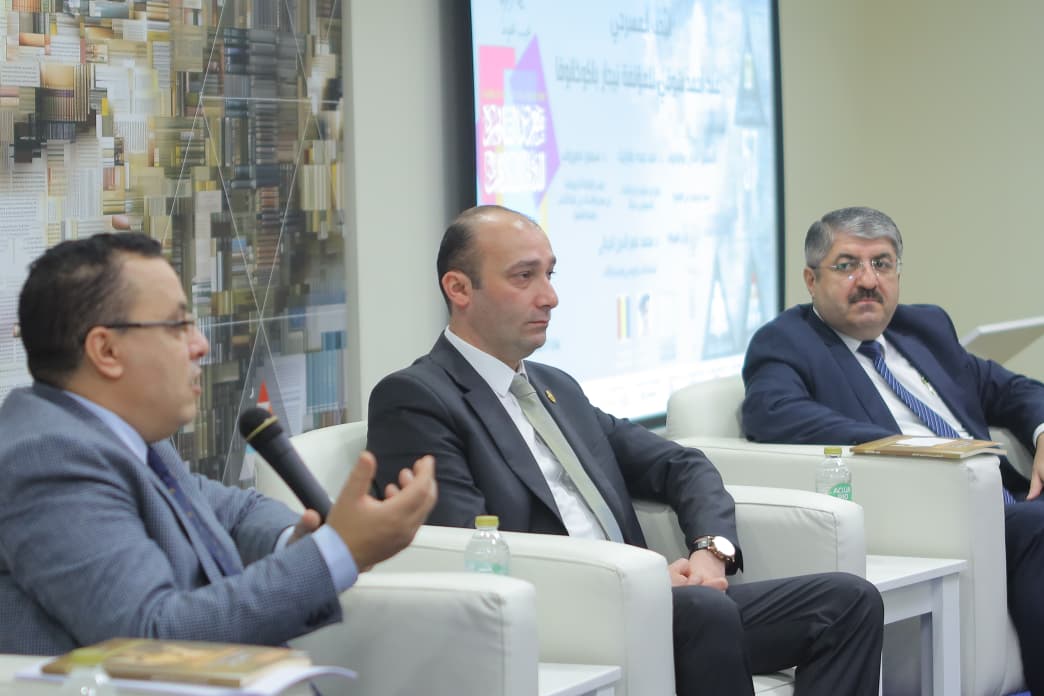 الأدب المصري في مرآة «أذربيجان».. عبقرية شوقي وتاريخ الاستعراب بمعرض الكتاب

