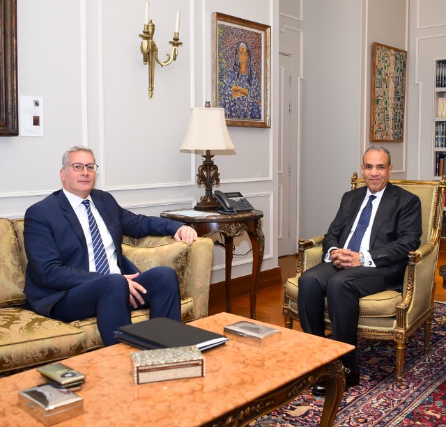 الخارجية والبترول تبحثان توسيع التعاون في الطاقة وترسيخ دور مصر المحوري إقليميًا