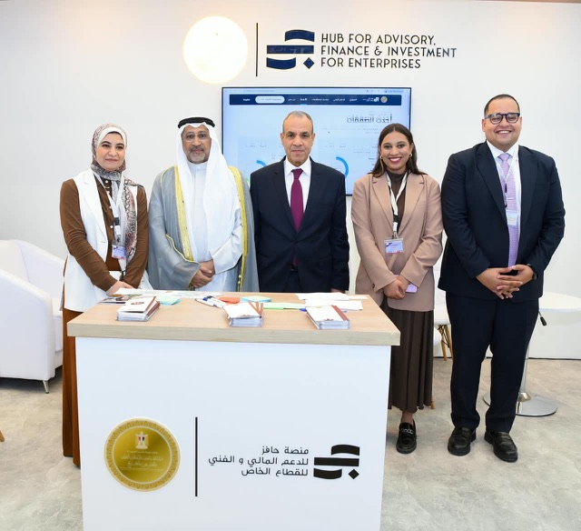 وزير الخارجية يبحث مع رئيس المصرف العربي للتنمية دعم المشروعات المصرية في أفريقيا