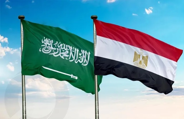 مصر تدين بأشد العبارات الهجمات على السعودية وتؤكد تضامنها الكامل مع المملكة
