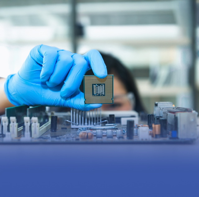 عُمان على أعتاب تحول استراتيجي لتصبح مركزًا واعدًا في صناعة أشباه الموصلات