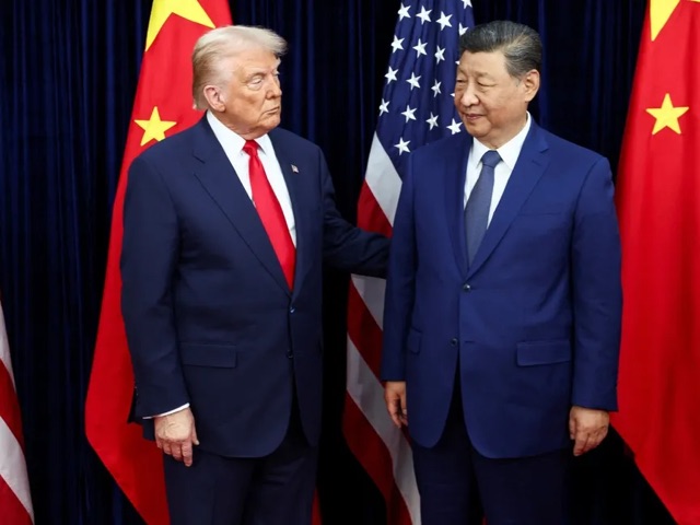 بعد محادثات مع بوتين.. الرئيس الصيني يجري اتصالاً مع ترامب