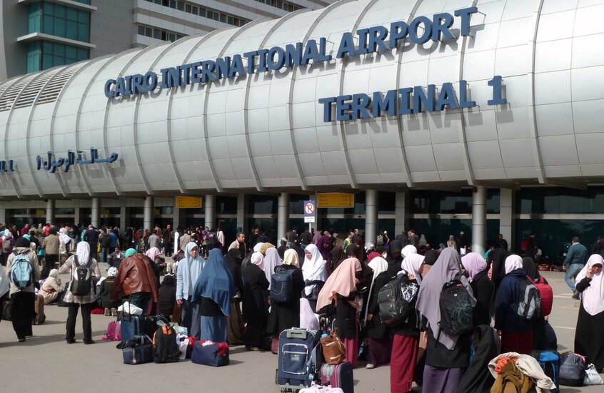 مصدر أمني  ينفى رسميا فرض ضوابط جديدة لدخول السوريين إلى مصر