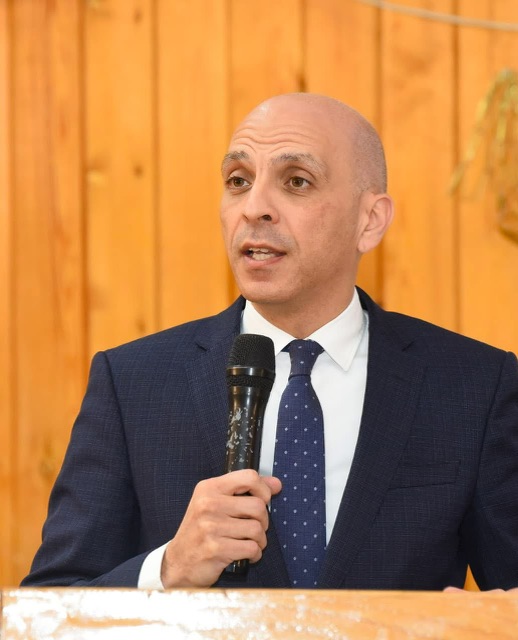 السفير تميم خلاف يشارك في لقاء حواري مع طلاب جامعة أسيوط حول التحديات الإقليمية