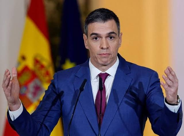 إسبانيا تسحب سفيرتها لدى إسرائيل عقب مداولات مجلس الوزراء