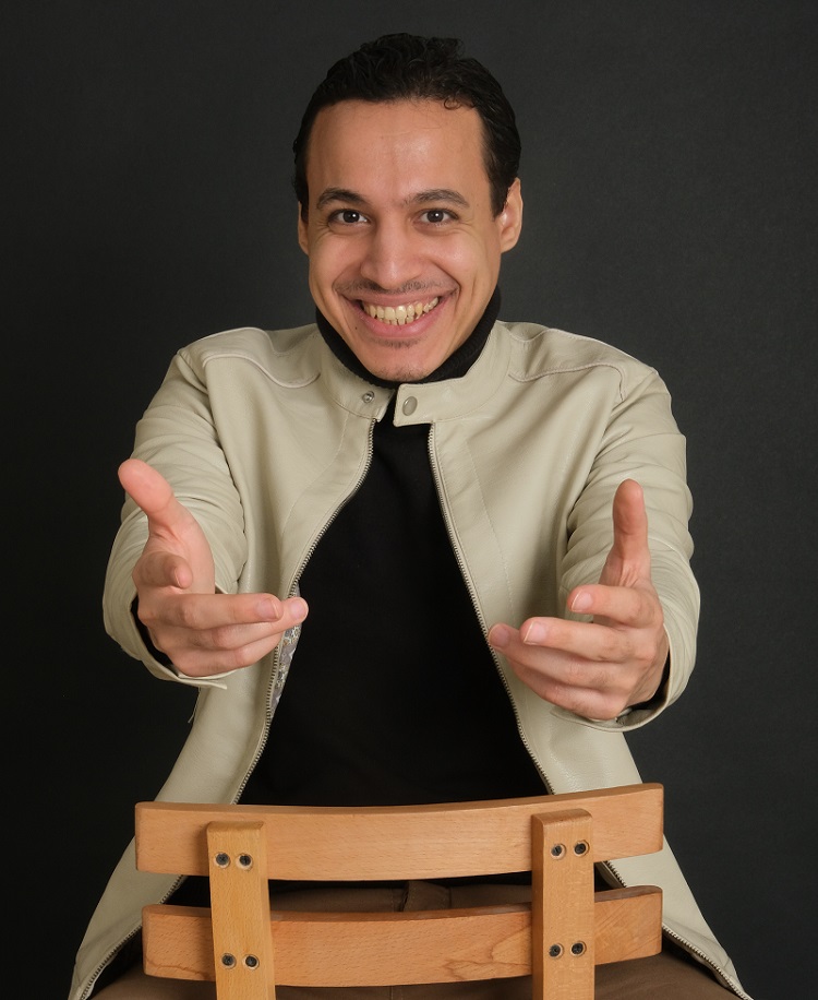 مينا بولس.. ممثل مصري صاعد يلفت الأنظار بأدواره الكوميدية وتجاربه المتنوعة