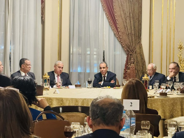 800 ألف نازح لبناني نتيجة الضربات الإسرائيلية.. وزير الخارجية يحذر من تداعيات خطيرة في لبنان