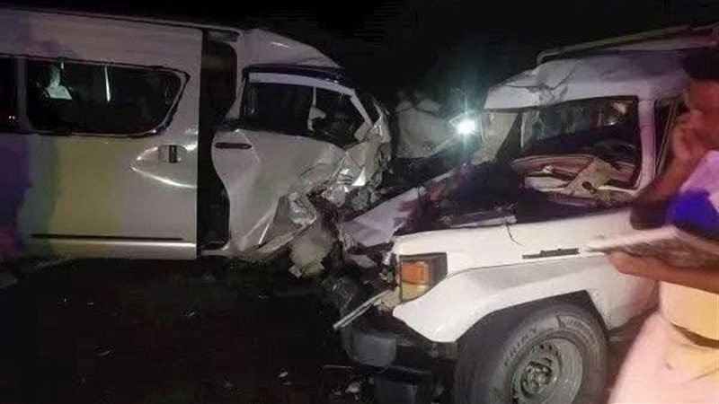 مصرع 3 أشخاص في حادث تصادم أتوبيس سياحي وسيارة نقل بطريق القصير– مرسى علم
