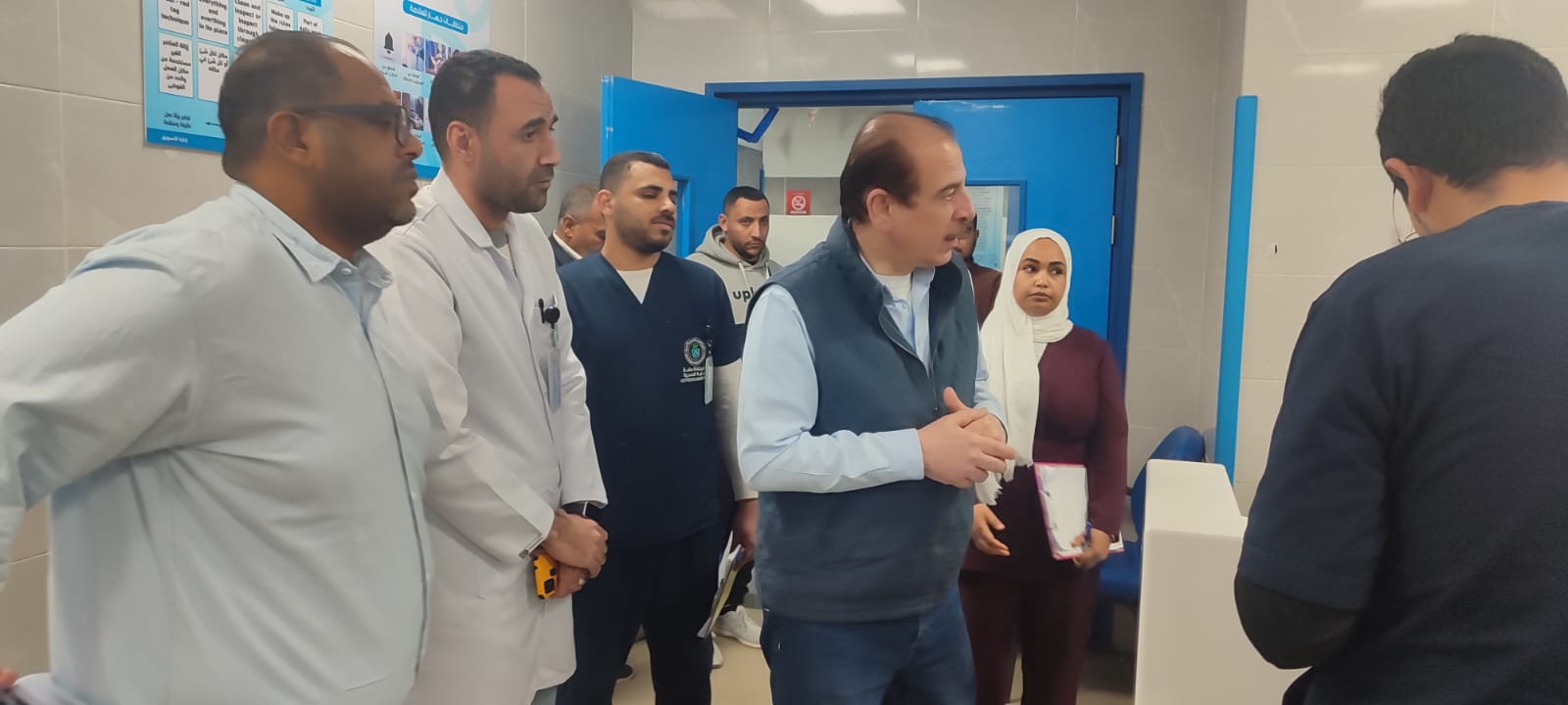 نائب وزير الصحة يتفقد منشآت أسوان ميدانيًا ويوجه بإجراءات تصحيحية عاجلة لرفع جودة الخدمات

