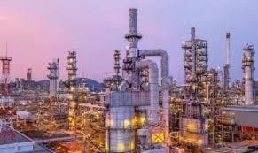 وزارة الطاقة السعودية: لا أضرار أو تأثر في الإمدادات إثر محاولة استهداف مصفاة رأس تنورة