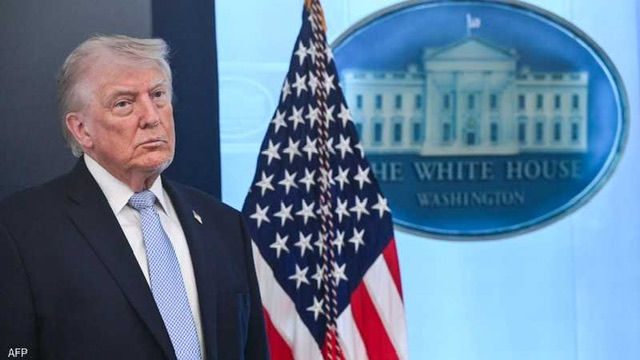 ترامب يحذر إيران من فرض رسوم على ناقلات النفط في مضيق هرمز