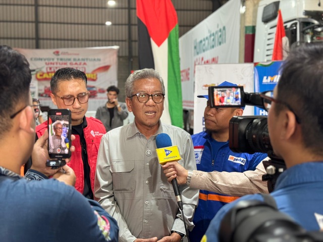 إندونيسيا تُطلق قافلة مساعدات جديدة إلى غزة تضم 24 شاحنة