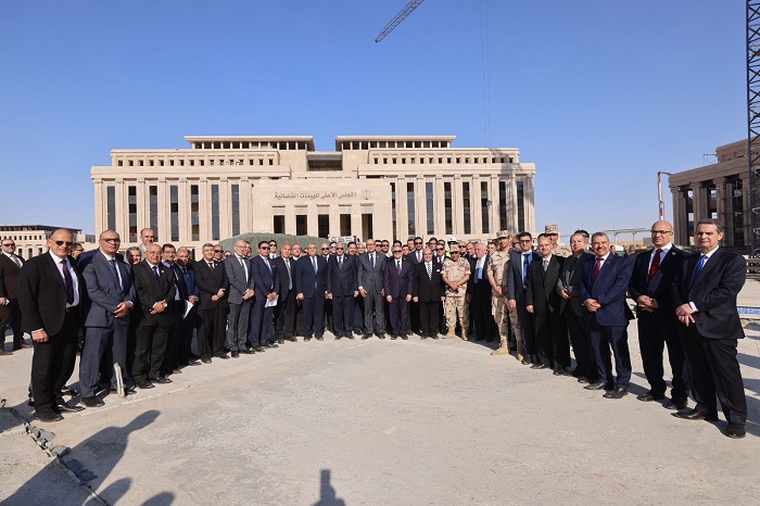 وزير العدل يتفقد 