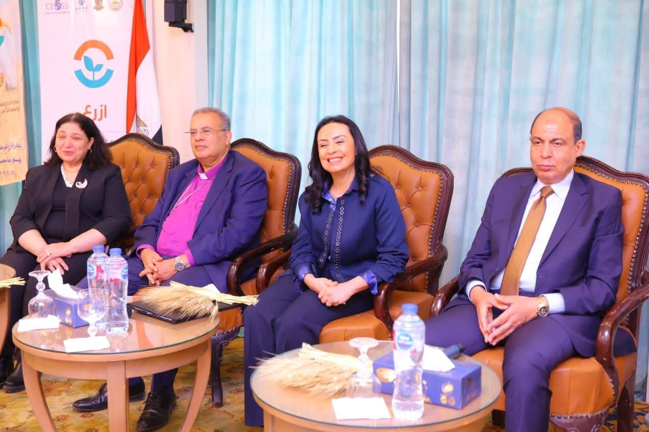 وزيرة التضامن  تلتقي صغار المزارعين المشاركين في مبادرة “ازرع” بالمنيا