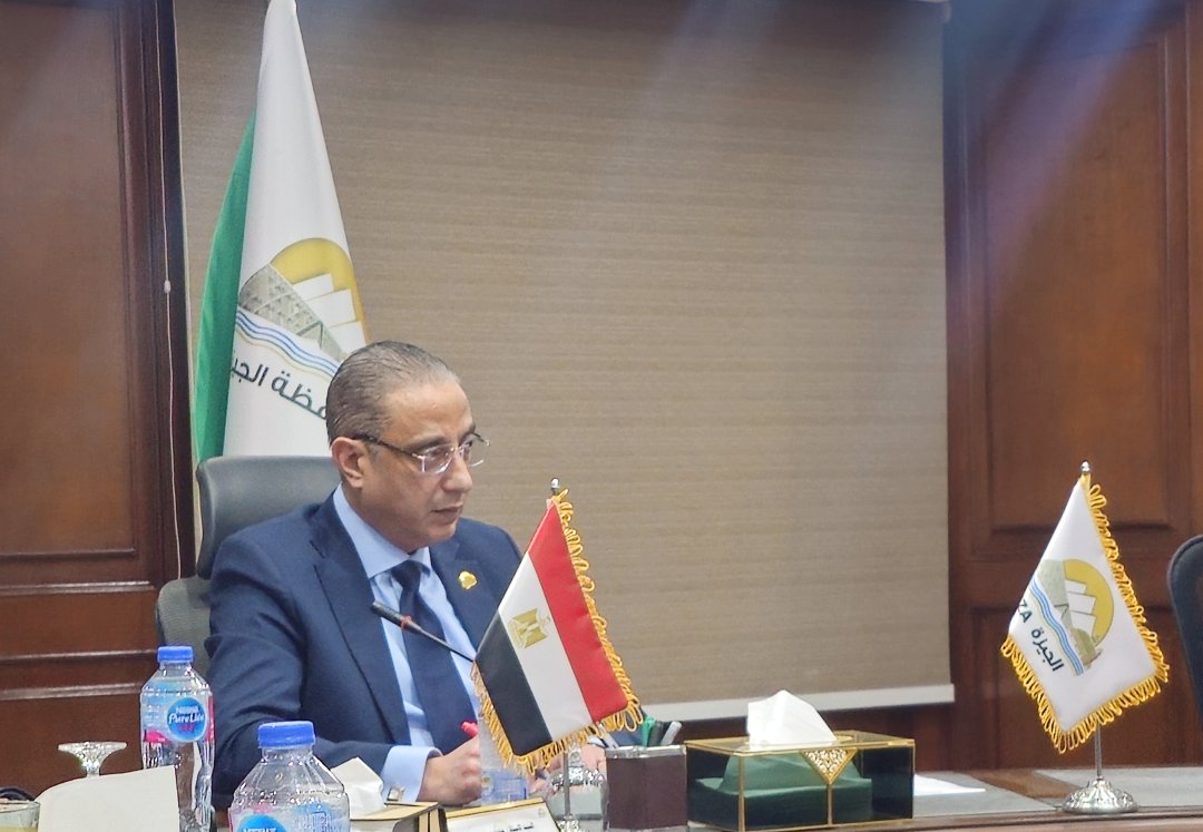 الأنصاري يشيد بجهود المحافظ السابق عادل النجار: تسلم المسؤولية في وقت صعب وحقق إنجازات ملموسة