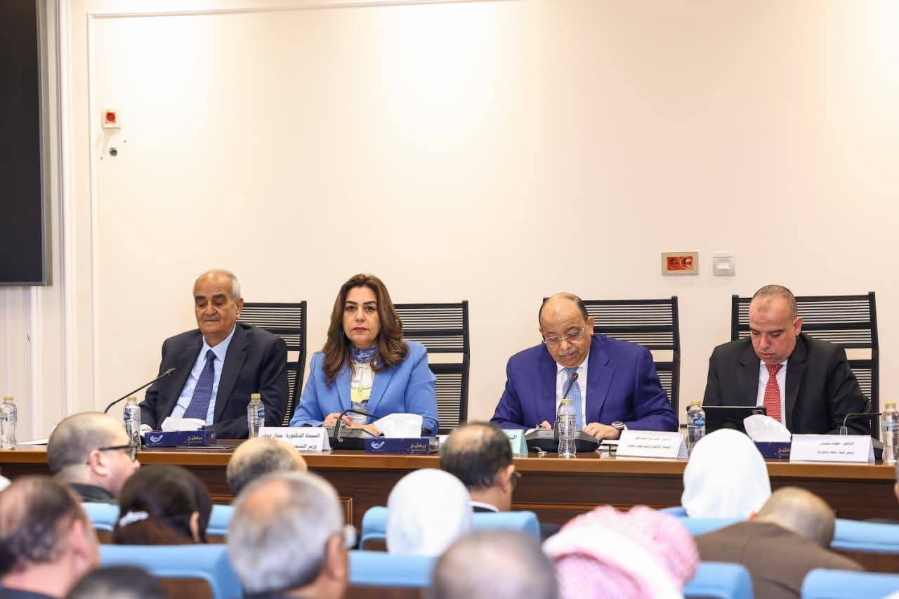 بحضور وزيرة التنمية المحلية  :  لجنة الإدارة المحلية بالنواب تناقش مشروع قانون الإدارة المحلية الجديد

