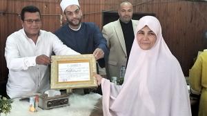 تكريم مستحق.. رئيس مدينة البدرشين يكرم السيدة محاسن الشاعر.. اعرف السبب 