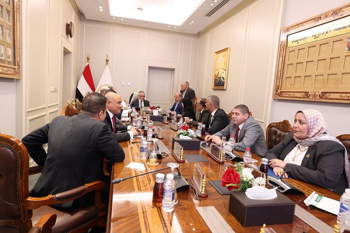 وزير العدل يلتقي أعضاء مجلسي النواب والشيوخ لتعزيز التعاون ودعم تطوير منظومة العمل المؤسسي