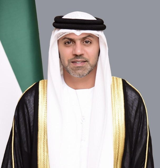 سفير الإمارات يشيد بأجواء قمة الأهلي والزمالك ويهنئ الفائز