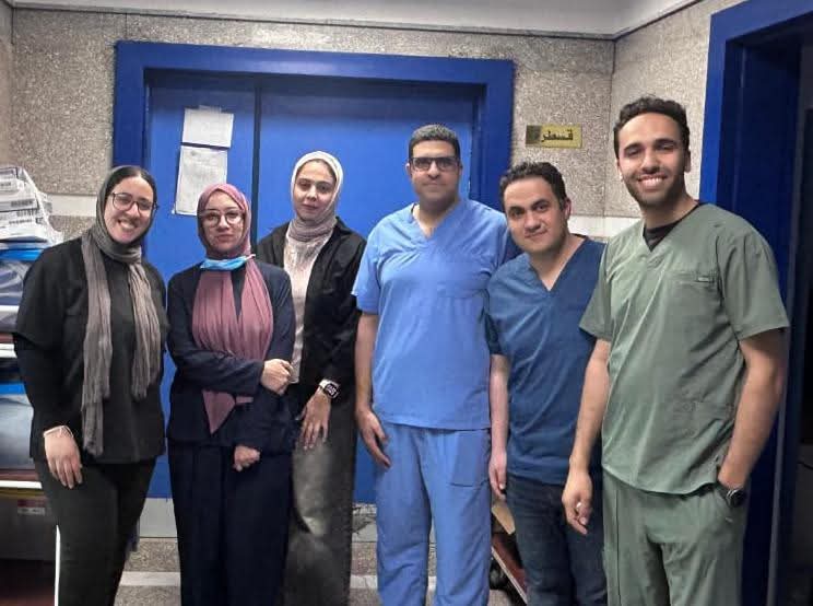 بعد توقف قلبه عن النبض الطبيعي.. فريق طبي ببنها التعليمي ينقذ شابًا بعملية تُجرى لأول مرة بتقنية عالمية متطورة