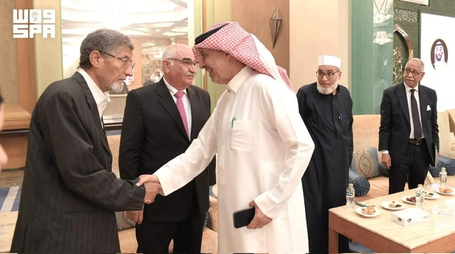 سفير السعودية  لدى مصر يودع حجاج ضيوف خادم الحرمين الشريفين