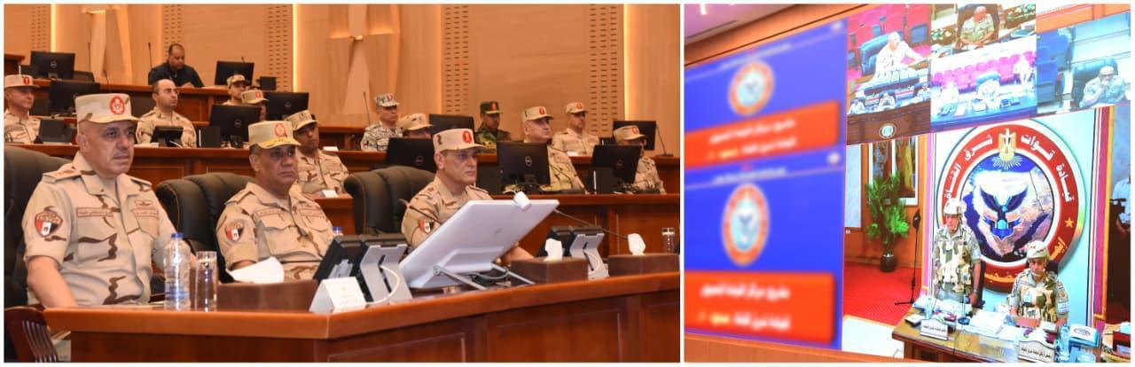 وزير الدفاع يشهد تنفيذ مشروع مراكز القيادة التعبوى 