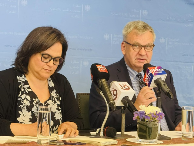 سفير ألمانيا: الوضع في غزة لا يزال سيئًا ويحتاج إلى دعم عاجل.. ونتطلع لحل دبلوماسي في ملف إيران 
