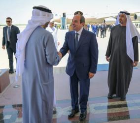 الرئيس السيسي ومحمد بن زايد يؤكدان وحدة الموقف المصري الإماراتي ودعم استقرار المنطقة