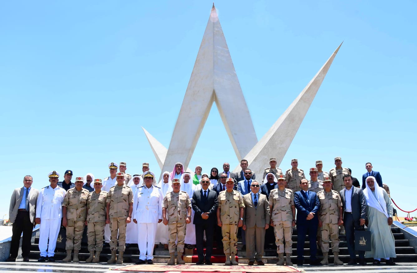 قيادة الجيش الثالث الميدانى تفتتح 