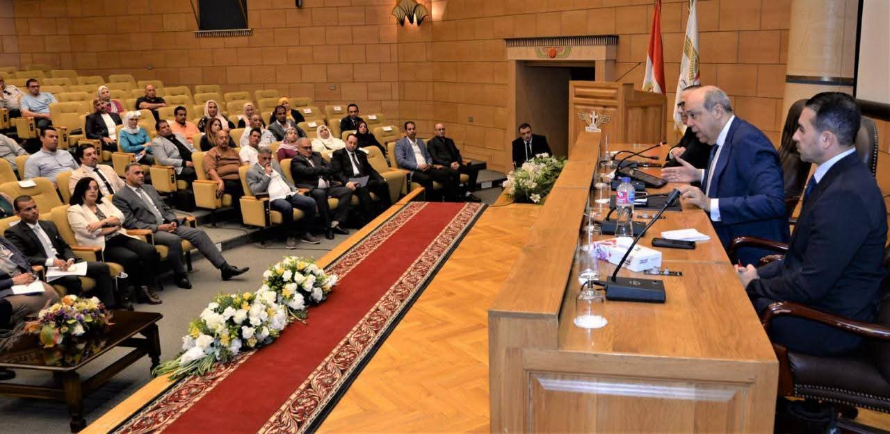 مطار القاهرة يحتفل باليوم العالمي للبيئة ويؤكد التزامه بمبادئ الاستدامة


