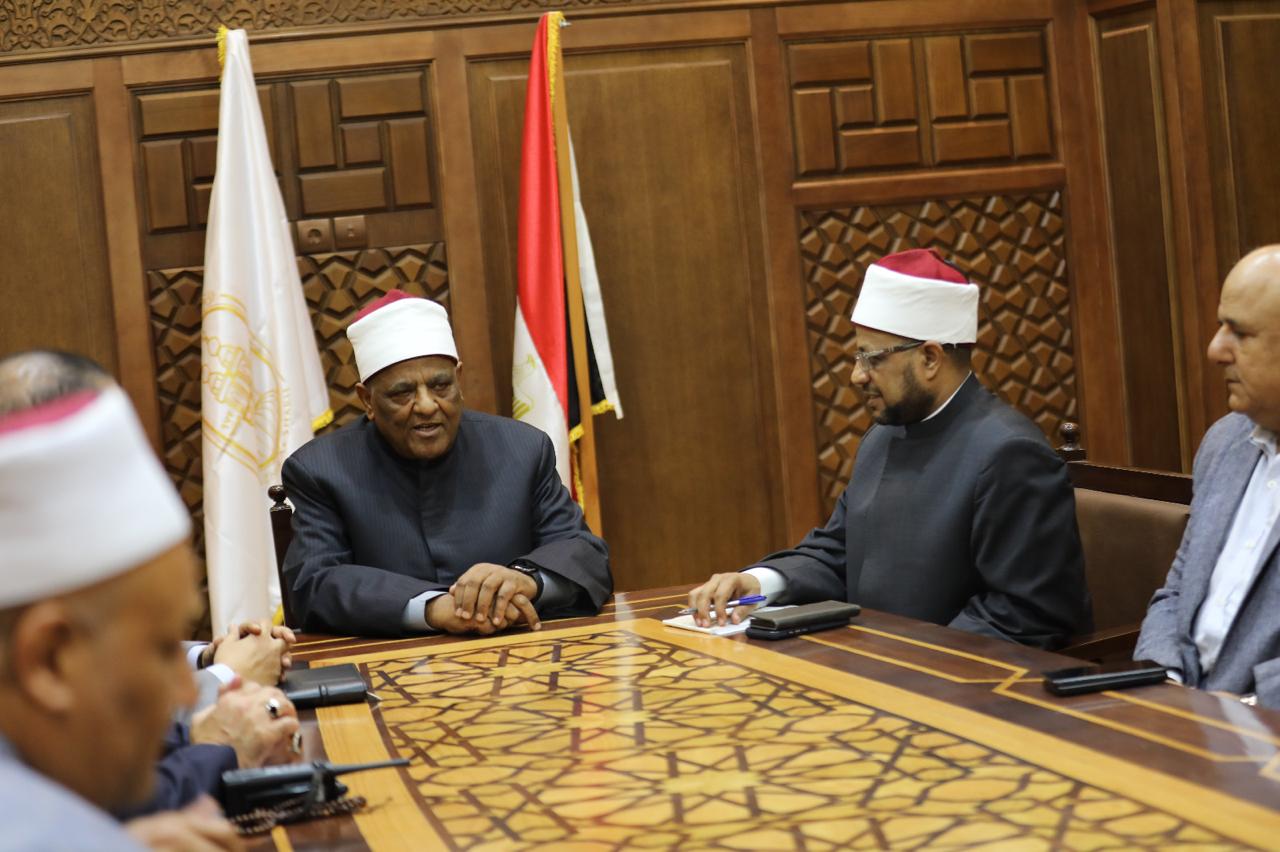 لجنة الأزهر العليا للمصالحات تعقد اجتماعها لمتابعة جهود إنهاء النزاعات وتعزيز السلم المجتمعي

