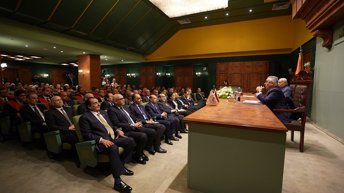وزير العدل يلتقي قضاة وأعضاء النيابة العامة بالإسكندرية ويكرِّم المتميزين