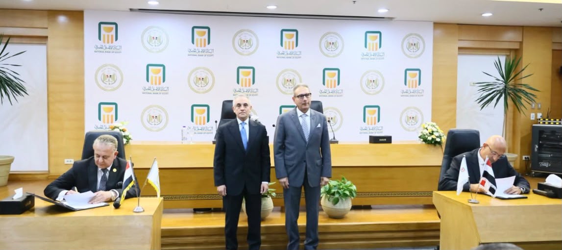 وزارة العدل تُوقِّع بروتوكولين لافتتاح فروع توثيق بفروع البنك الأهلي المصري وبنك مصر
