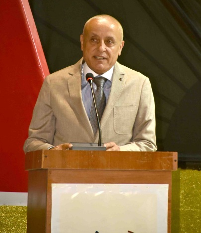 بعد أزمة استمرت 20 عامًا.. محافظ الأقصر يشهد احتفالية تسليم 573 قطعة أرض للمواطنين بقرنة مرعي

