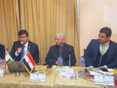 مركز الحوار وسفارة طاجيكستان بالقاهرة يبحثان مسيرة 35 عامًا من الاستقلال والإنجازات
