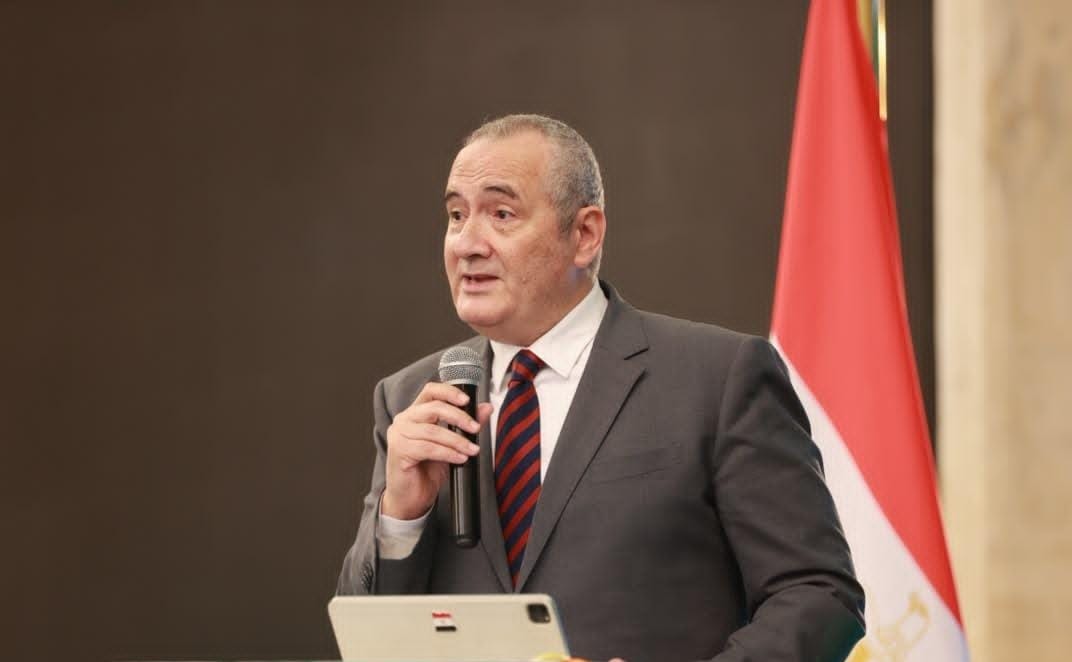 المستشفيات التعليمية تختتم أسبوع الرضاعة الطبيعية برسالة حاسمة: صحة الأم والطفل أولوية