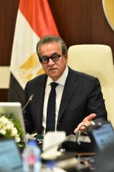 وزير الصحة يعتمد حركة مديري ووكلاء مديريات الشؤون الصحية بالمحافظات لعام 2026