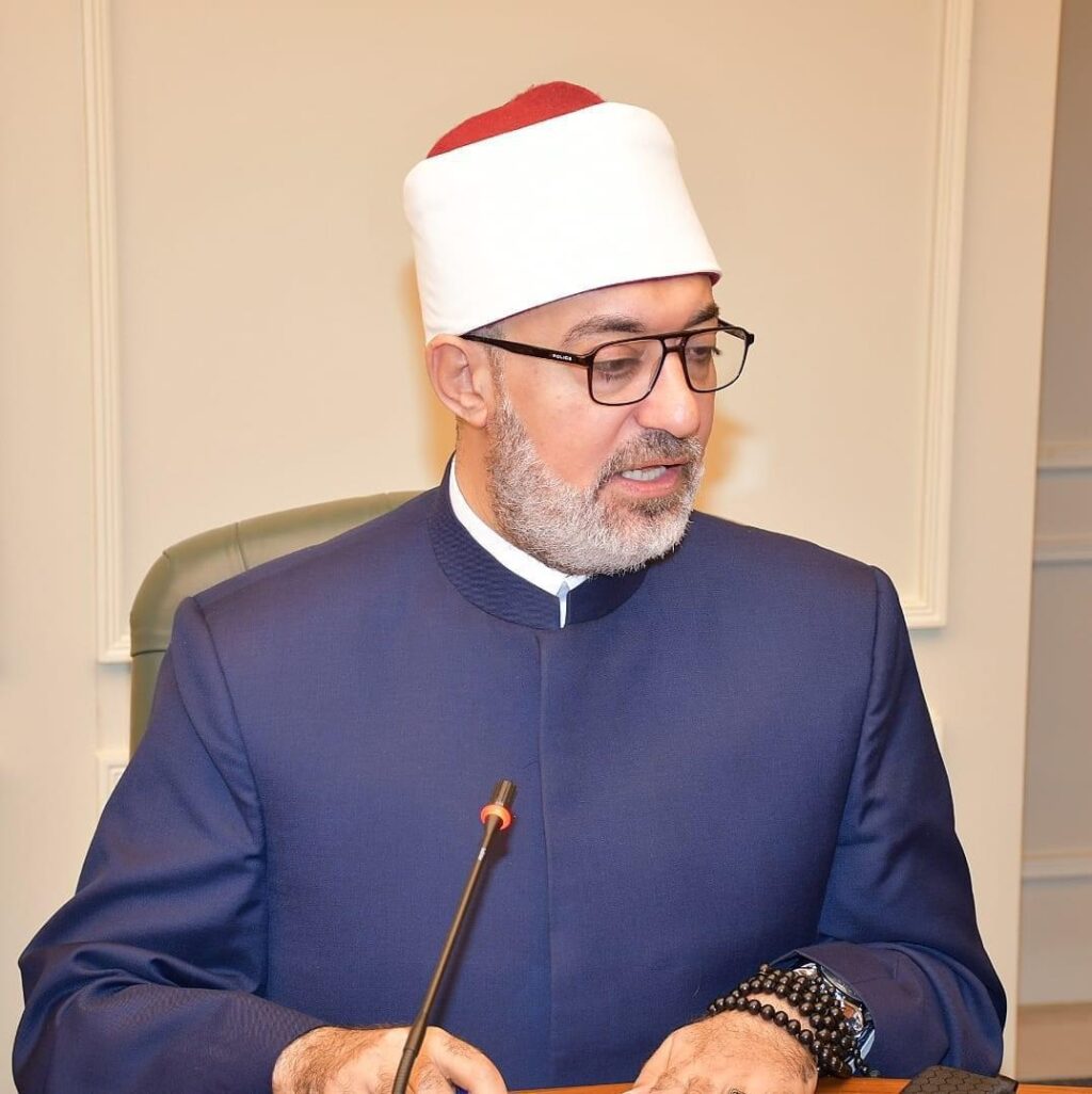مفتي الجمهورية من إيطاليا: التعايش بين البشر ضرورة.. والدين ليس عاملًا لاشعال النزاعات

