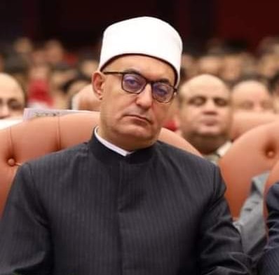 مفتي الجمهورية في مقاله بكتاب «في محراب الإمام الطيب»: أعاد للأزهر هيبته