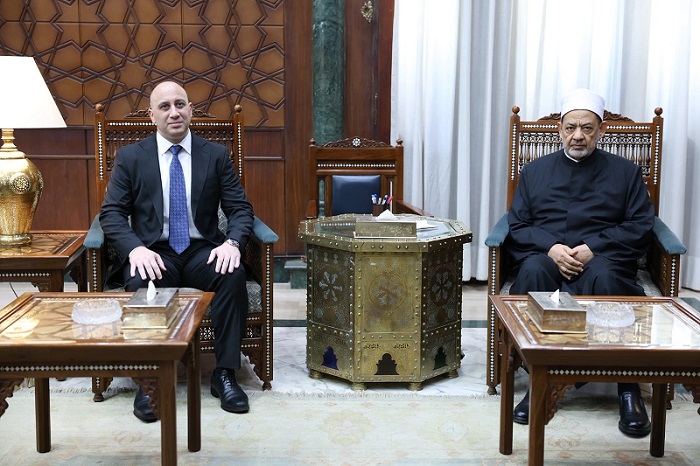 شيخ الأزهر يستقبل سفير مالطا بالقاهرة لبحث سبل تعزيز التعاون المشترك