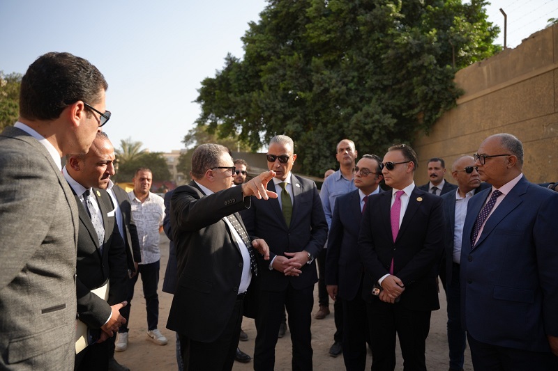 النيابة العامة تُخلي ساحة التحفظ على المركبات بحي الدقي وتسترد أرضًا بقيمة ٦٠٠ مليون جنيه