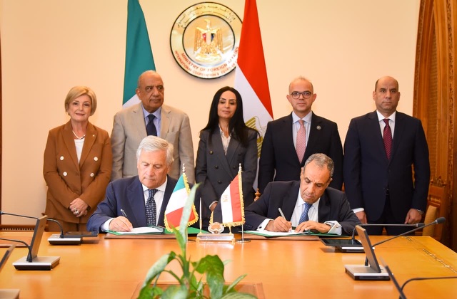 انعقاد الدورة الأولي للجنة العليا المشتركة المصرية الإيطالية بالقاهرة برئاسة وزيري خارجية البلدين
