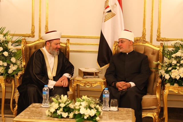 مفتي الجمهورية يبحث مع أمين «دار الفتوى في أستراليا» دعم الأقليات المسلمة وتعزيز الخطاب المعتدل في الغرب