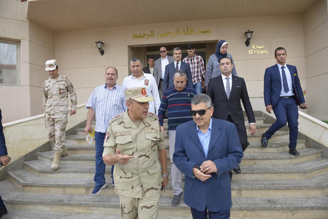 الفريق أسامة ربيع يتفقد الوحدات السكنية المخصصة لهيئة قناة السويس بمدينة الإسماعيلية الجديدة