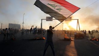 فرض حظر تجول ليلي في بغداد وكربلاء بالعراق