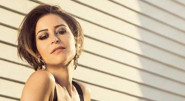 منة شلبي تبدأ تصوير 