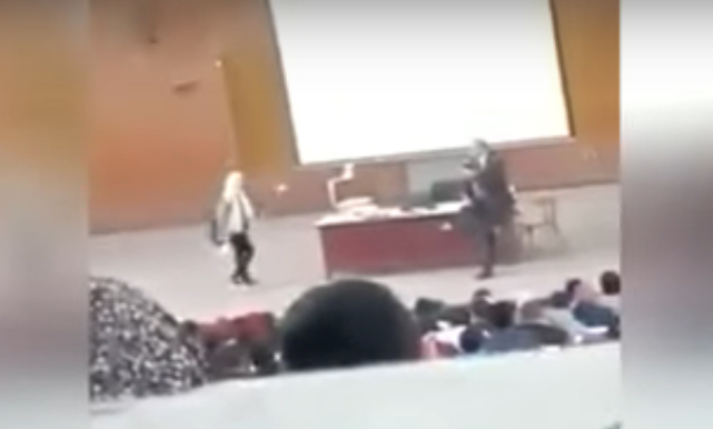فيديو .. جامعة طنطا تكشف كواليس المشادة بين طالبة وعميد كلية الحقوق